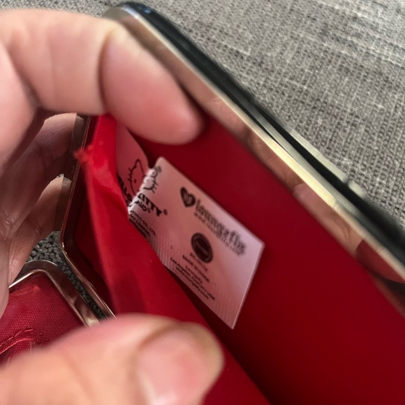 Hello Kitty Loungefly Patent Leather wallet - Picture 5 of 7